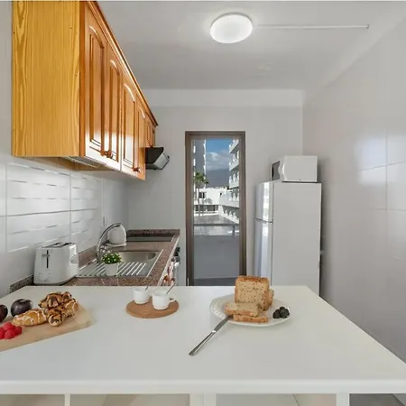 Ocean Breeze Penthouse Floritas *