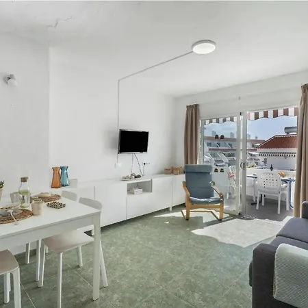 Ocean Breeze Penthouse Floritas Appartement Playa de las Américas